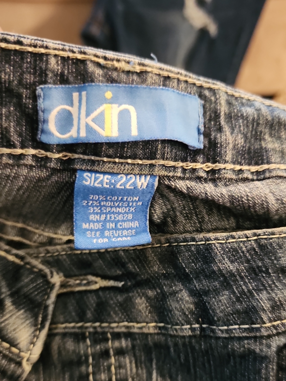 dkn Women’s Straight Leg Jeans in Dark Blue - Size 22W